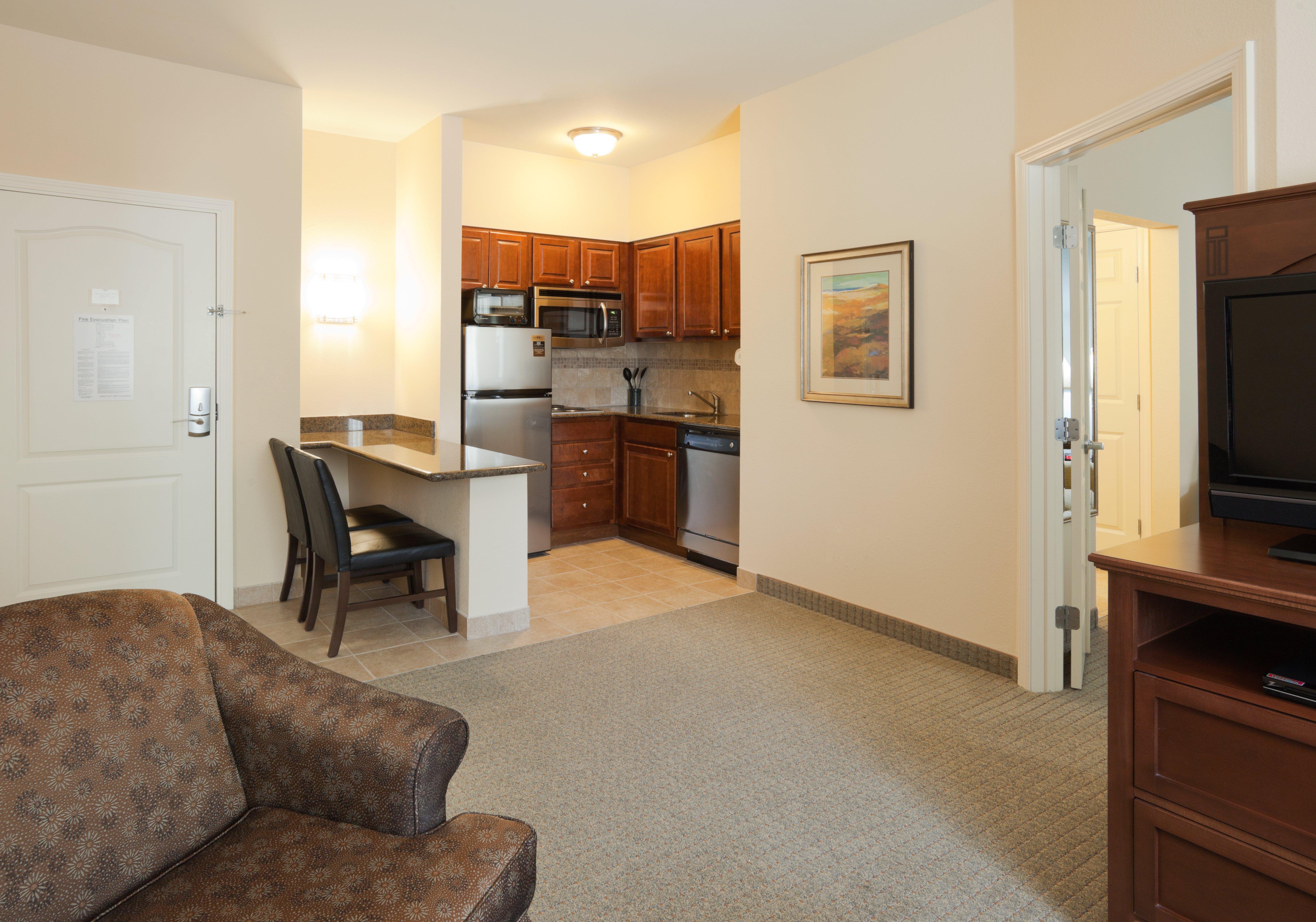 Homewood Suites Lafayette-Airport Exterior foto