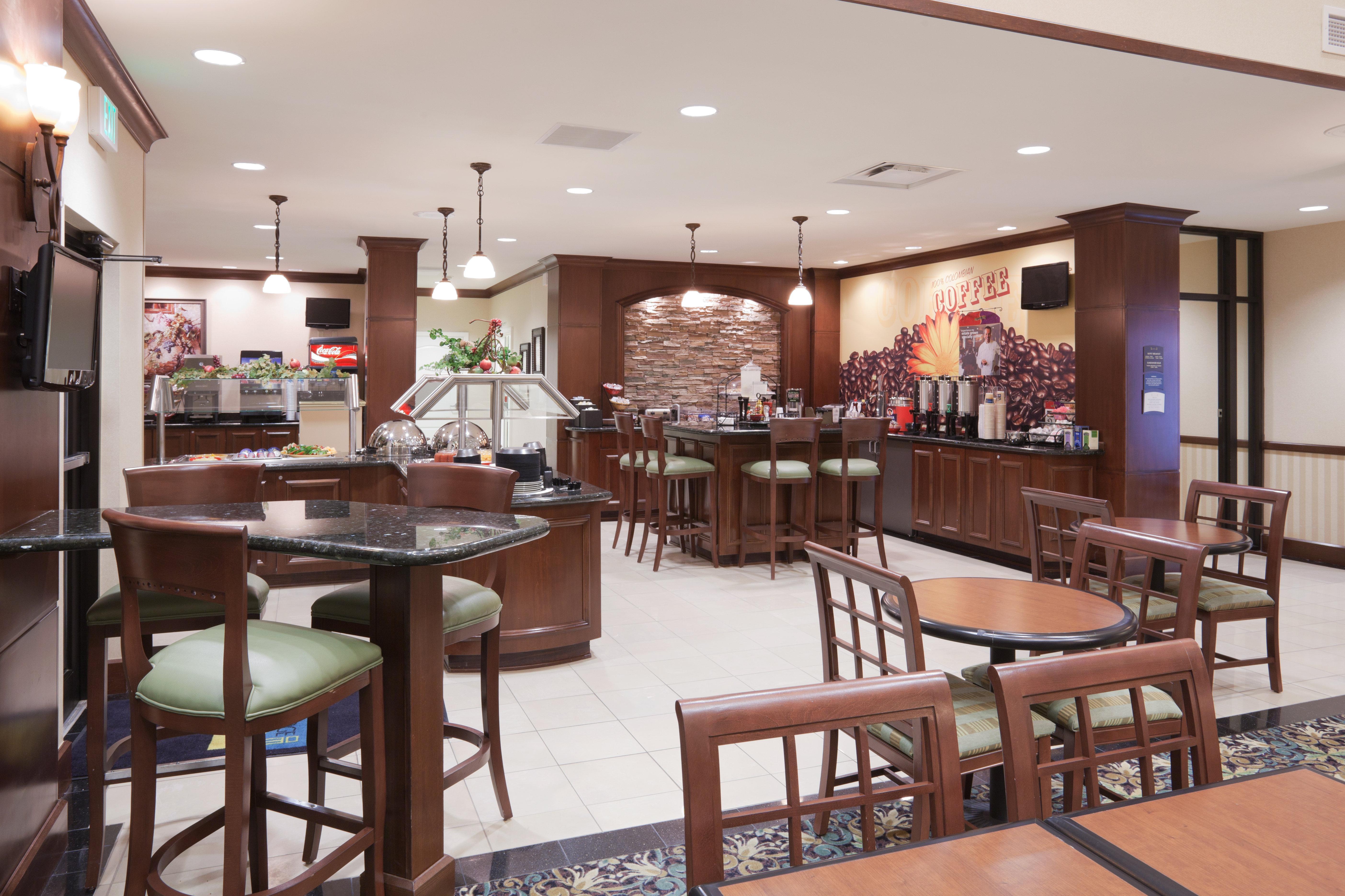 Homewood Suites Lafayette-Airport Exterior foto