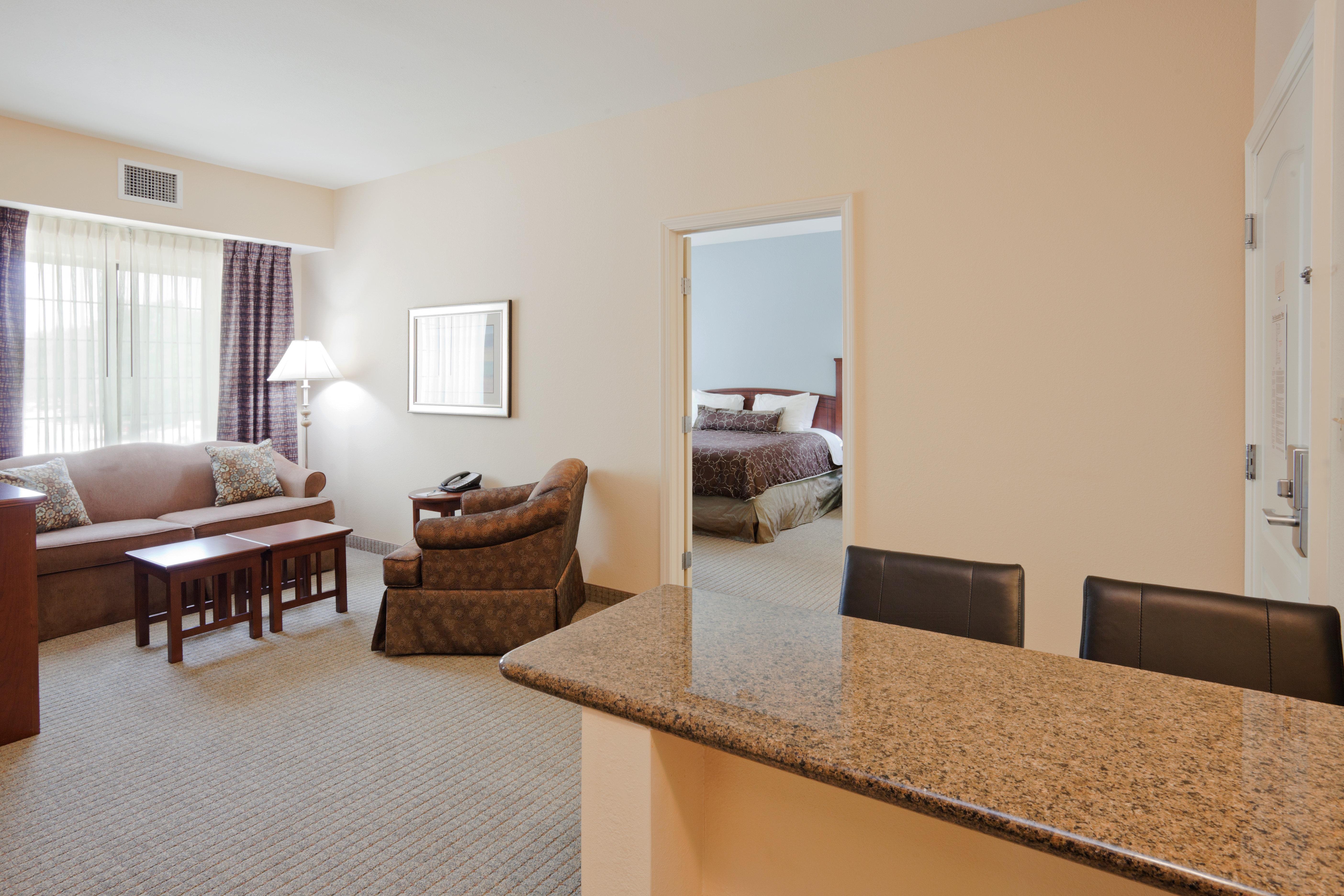 Homewood Suites Lafayette-Airport Exterior foto