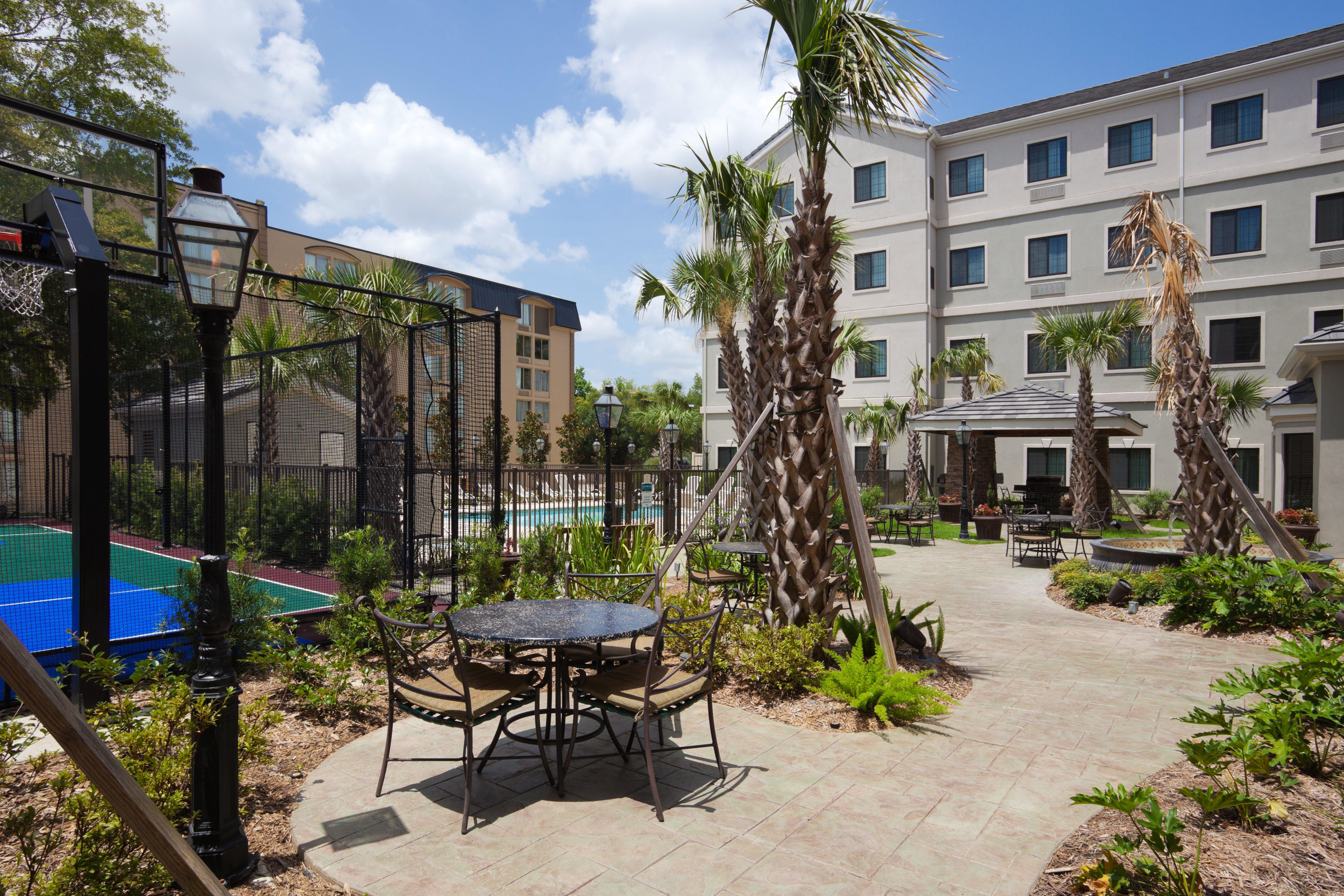 Homewood Suites Lafayette-Airport Exterior foto