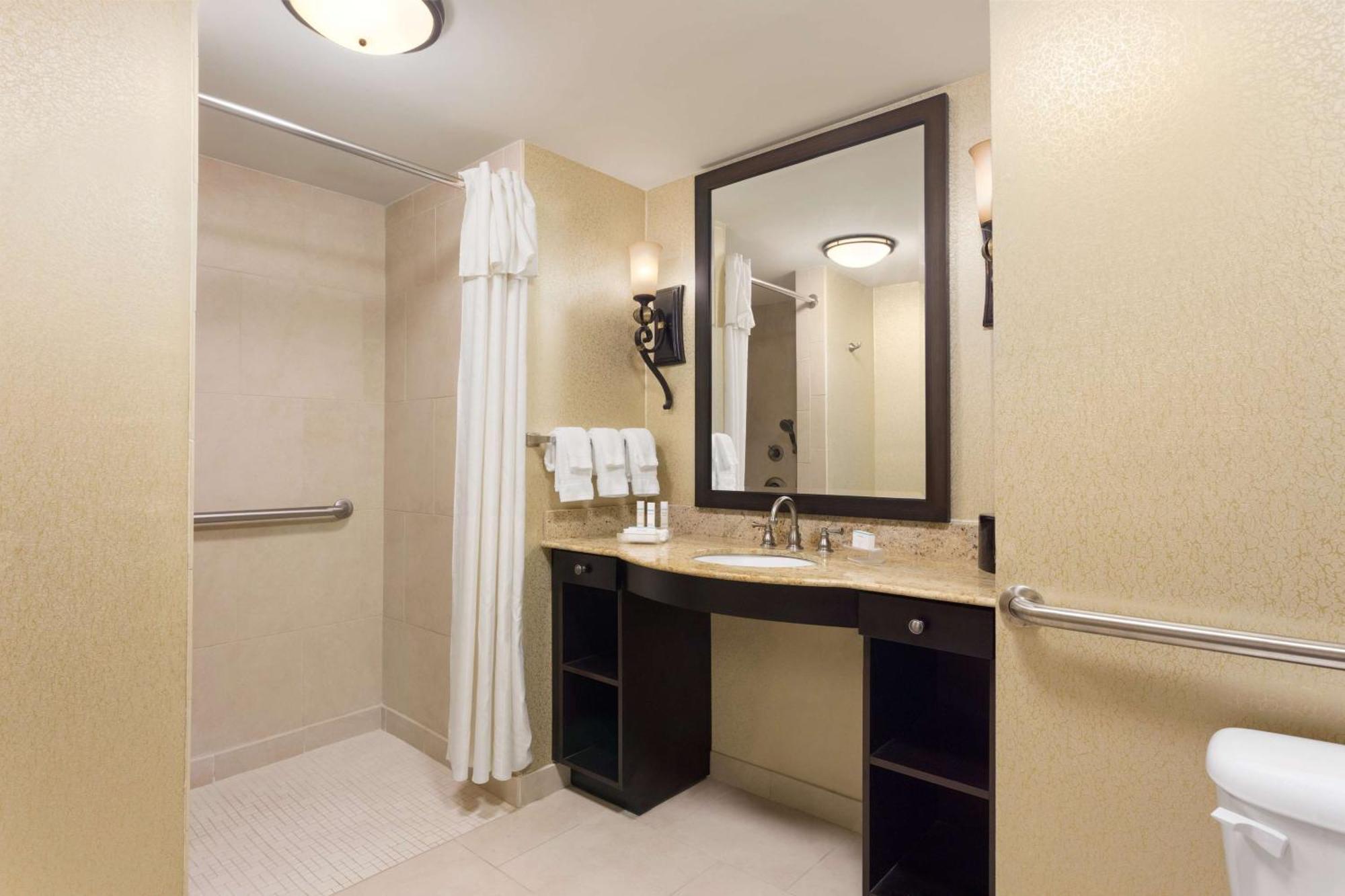Homewood Suites Lafayette-Airport Exterior foto