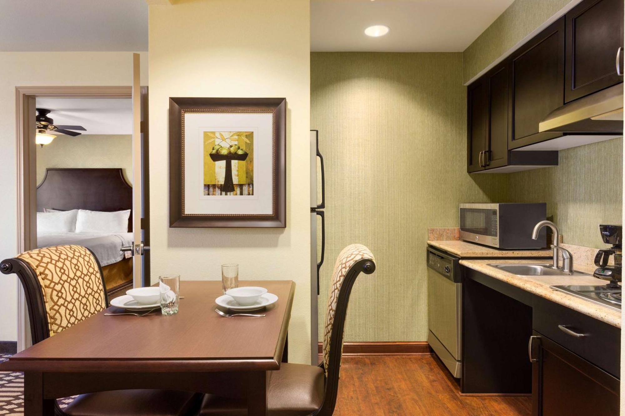 Homewood Suites Lafayette-Airport Exterior foto